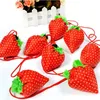50 stycken Eco Storage Handbag Strawberry Foldbar Shopping Tote Återanvändbara väskor Slumpmässiga färgmiljövikningar Bag273d