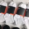 Erkek Çorap Kadın Pamuk All-Match Düz Renkli Çorap ayak bileği nefes alabilen siyah beyaz terlikler klasik kanca jogging basketbol futbol spor çorap
