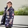 Casaco para baixo 2024 coreano inverno menina jaqueta graffiti impermeável lavagem-livre com capuz outerwear 3-10 anos crianças meninas parka outfit