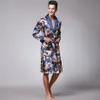 Män Silk Summer och Autumn Satin Kimono Bathrobe Golden Dragon Kne Length Lång ärm Black Bath Robe Dressing GOWN Sleepwear Y20241R