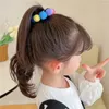 Accessori per capelli Ragazze colorate Artiglio del panino Coda di cavallo Fibbia Clip Palla di peluche Simpatici bambini Equiseto