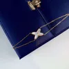 Designer Charm Jewelry Womens Diamond Bracelet Ins Fashion Simple Versatile Small Design Feel Double Clavicle Chain