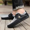 Scarpe casual Estate Walking Men Flats Moda uomo 2024 Scarpe da ginnastica in tela traspirante assorbente del sudore Guida maschile