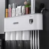 Portaspazzolino magnetico a parete Dispenser automatico di dentifricio Set di accessori per il bagno con tazza magnetica ad adsorbimento forte LJ276A