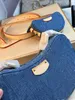 5AAAAATWO PEA PEA ذات الشكل المنحني الإبط حقيبة كتف عالية الجودة مصممين للنساء حقيبة يد الصيف S Summer S Conder Condit