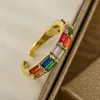 Klusterringar köpa guldfärg öppen design bröllop för eleganta kvinnor färgglada cz zirkonpelsinställning engagemang smycken kvinnlig