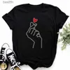 Kadın T-Shirt Maycaur Yeni Parmak Tişörtleri Kadın Üstler Kore Ulzzang Grafik Tees Kadın Moda Kadın Tişörtleri 90S Kızlar Siyah Gömlek 240311
