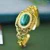 Bangle spänning Montering Golden Hetian Jade Women's Armband Justerbar metall vintage smycken lyx