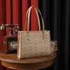 레트로 여성 핸드백 패턴 고급 숄더백 브랜드 디자인 토트 PU 가죽 여성 겨드랑이 가방