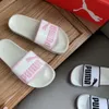 Temperamentversie van Instagram Paar gladde herenmode Home Dikke zool Uiterlijke slijtage Antislipslippers dames strand casual schoenen designer slippers