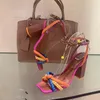 الأزياء البرازيلية الفاخرة تويست الصنادل المنسوجة ألوان حظر العلامة التجارية أحذية نسائية سميكة مع عالي الكعب الإناث 240301