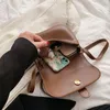 Effen kleur Eenvoudige dameszadeltas Groen PU-leer Crossbody schoudertassen Wintermode Luxe dameshandtassen en portemonnee 240229