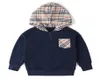 Boys hoodies 2020 Ins Yeni Sonbahar Stilleri Çocuklar Moda Ekose Şapka Uzun Kollu Çocuklar Yüksek Kaliteli Pamuklu Gündelik Kapşonlu Tişört 8572504