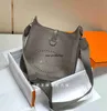 Evelnyn Schoudertassen Trusted Luxury Leather Bag Handgenaaide wasdraad Geïmporteerde Tc Koeienhuid Olifant Grijs Evelyn 29cm Enkele schouder Crohave logo HBSAJR