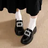 Klänningskor Luxury Crystal Buckle Loafers Woman Patent Leather Oxfords Traf Thatts Soled Platform Flats Lads Lolita