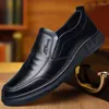 Классические туфли 2024 Кожаные мужские из суперволокна черные деловые удобные и дышащие повседневные