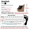 Aneikeh 2024 Sommer Mode Offene spitze Sandalen Plattform Super High Heels Slip-on Metall Niet Sandalen Rom Party Frauen maultiere schwarz 240228