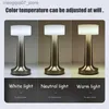 Lampor nyanser trådlösa LED -metallbordslampa Touch Control Creative Ornaments Trådlös nattljus säng atmosfär Lätt laddningsdekoration L240311