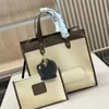 حقيبة مصممة Coabag The Tote Women Shopping Tots Fustical Handbag Fashion حقائب اليد الكبيرة مع محفظة العملة المعدنية