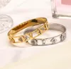 Bijoux de concepteur de luxe 18k Amateurs de mariage en acier inoxydable en or 18k Gift Bangles Designer Bracelets Bracelets Femmes Bangle
