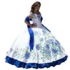 Vita blå klänningar quinceanera och kunglig med mexikansk broderad blommig lång satinbollklänning söt 16 prom festklänningar ärmlös stra gg s