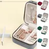 Bolsas de joyería Caja de cremallera de terciopelo portátil Contenedor Color sólido Pendiente Organizador Caja Exhibición Collar Anillo