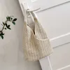 Summer Grass Woven Bag for Women s 2024 New Trendy Large Capacity Commuting Tote Texture One Shoulder Beach 240312