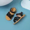 Childrens Sandal Girls 2024 여름 소프트 단독 외국 스타일 라인 Little Girl Baby Sandals 240301