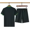 Conjunto de roupas esportivas masculinas de marca de designer de primavera e verão, terno de fitness, conjunto de duas peças de roupas esportivas de corrida, camiseta estampada shorts de manga curta