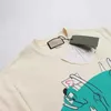 デザイナーハイバージョン2024アーリースプリングGUファミリーアニマルプリントインターネット有名な男性と女性のOSルーズ短袖TシャツベースシャツHO7J