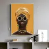 Donna nera con occhiali da sole Pittura a olio sul muro Decorazione moderna Tela Wall Art Immagini Cuadros Giallo donna africana Poster262S