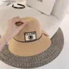 Ampla borda chapéus balde chapéus chapéu de palha sunhats designer balde chapéus para mulher respirável verão resort proteção solar gelo seda cânhamo 5 cores tampa dobrável q240312