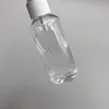 60 ml 2 Unzen klare leere Sprühflasche aus Kunststoff mit weißem Feinnebelsprüher – für ätherische Öle, Reiseparfüm, Make-up, Reinigungslösungen, Dm Njob