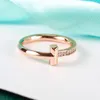 Bague de créateur de marque de bijoux de luxe, bagues pour femmes, Alphabet, lettre de diamant, design, mode, cadeau décontracté, bijoux, incrustation, cadeau de jour, 3 couleurs, szie 6-9, très sympa