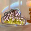 Decoratieve beeldjes Handgemaakte DIY Cloud Tulip Mirror Small Night Light Girl Living Room Desktop Decoratie Verjaardagscadeau Huis