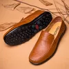 أحذية غير رسمية رجال خفيفة الوزن Zapatos de Hombre 2024 Mens Dress Fashion Style Platte Schoenen بالإضافة إلى الحجم