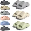 Slaytlar P3 Sandal Nakliye Tasarımcısı Sandallar için ücretsiz terlik kaydırıcıları Gai Pantoufle Katırlar Erkek Kadın Terlik Eğitmenleri Flip Flops Sandles Color14 690 WO S 47 S