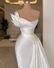 Simple Mermaid Wedding Dress Pearls Strapless Bridal Gowns Beaded Sleeveless Bride Dresses Sweep Train Custom Made Plus Size Es Es Es es