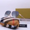 2023 Nouvelles lunettes de soleil pour hommes lunettes Lunettes de mode de mode extérieur de la plage de la plage unisex