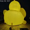 Atacado porta a porta inflável pato amarelo dos desenhos animados usando óculos de sol iluminação led modelo animal para festa de boate ou aniversário