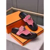 Neue Sommerdesigner Männer Damen Empire Sandals Schuhe Modelade Leder Palladium Plattiert Buckle Beach Rabatt Herren Pantetten