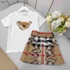 Brand Baby Tracksuits syskon Set Kids Two-Piece Set Storlek 100-160 cm Bear Pattern Print T-shirt Suits Boys Girls T Shirt and Shorts 24mar