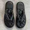 Slippers 2023 Beach Seaside Flip Flops Metal Decoration Summer Shoes Luxury Designer Women Sandals Fashion Round Toe Chanclas Q240312