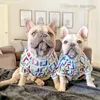 T-shirt per cani di marca Marchio di moda Abbigliamento per cani Stampa a sublimazione Lettere classiche Abbigliamento per animali domestici per cani di piccola taglia Bulldog francese York264S