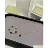 Charm Bracelets Four-Leaf Clover Necklace Bracelet Womens Gold Pendant Letters Titanium Steel Jewelry Girls Best Gift Party Chain Desi Otkpj