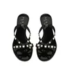 Chinelos de rebite Flip Flops Mulheres Slides Tanga Sandália Luxurys Designer Sapatos Casuais Studded Borracha Homens Sexy Moda Ao Ar Livre Indoor Flat Slide Mule Loafer Sandale Presente