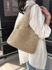 Summer Grass Woven Bag for Women s 2024 New Trendy Large Capacity Commuting Tote Texture One Shoulder Beach 240312