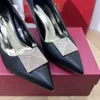 2024 early spring new high-end temperament rivet pointed high heels, designer women's shoes, dress shoes! Heel height :6CM, size :35-41