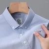 Camisas casuales para hombres Camisa de algodón de alta calidad Carta Bordado Manga corta 2024 Verano Tendencia de negocios británica Guapo Lujo