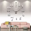 大きな壁の時計3Dモダンデザインサイレントビッグデジタルアクリルミラーリビングルーム装飾用のセルフ接着型ウォールクロックステッカー207m